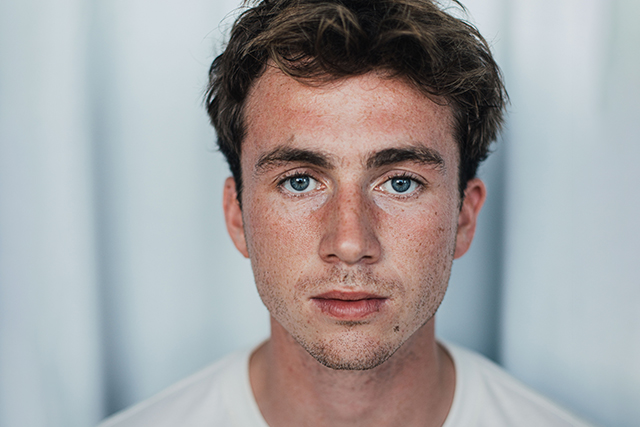 Schauspieler Hauptrolle_ALLEIN ZWISCHEN DEN FRONTEN_Justus Johanssen_copyright_Elena Zaucke